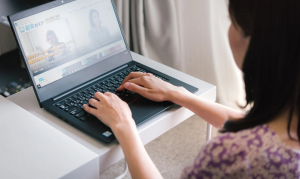 動画編集の副業は未経験でも稼げる？始め方から仕事獲得までの手順を解説-アイキャッチ